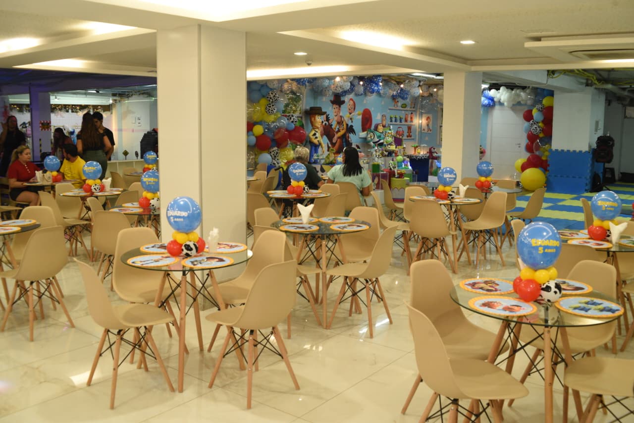 Salão de festas decorado do Big Play Park